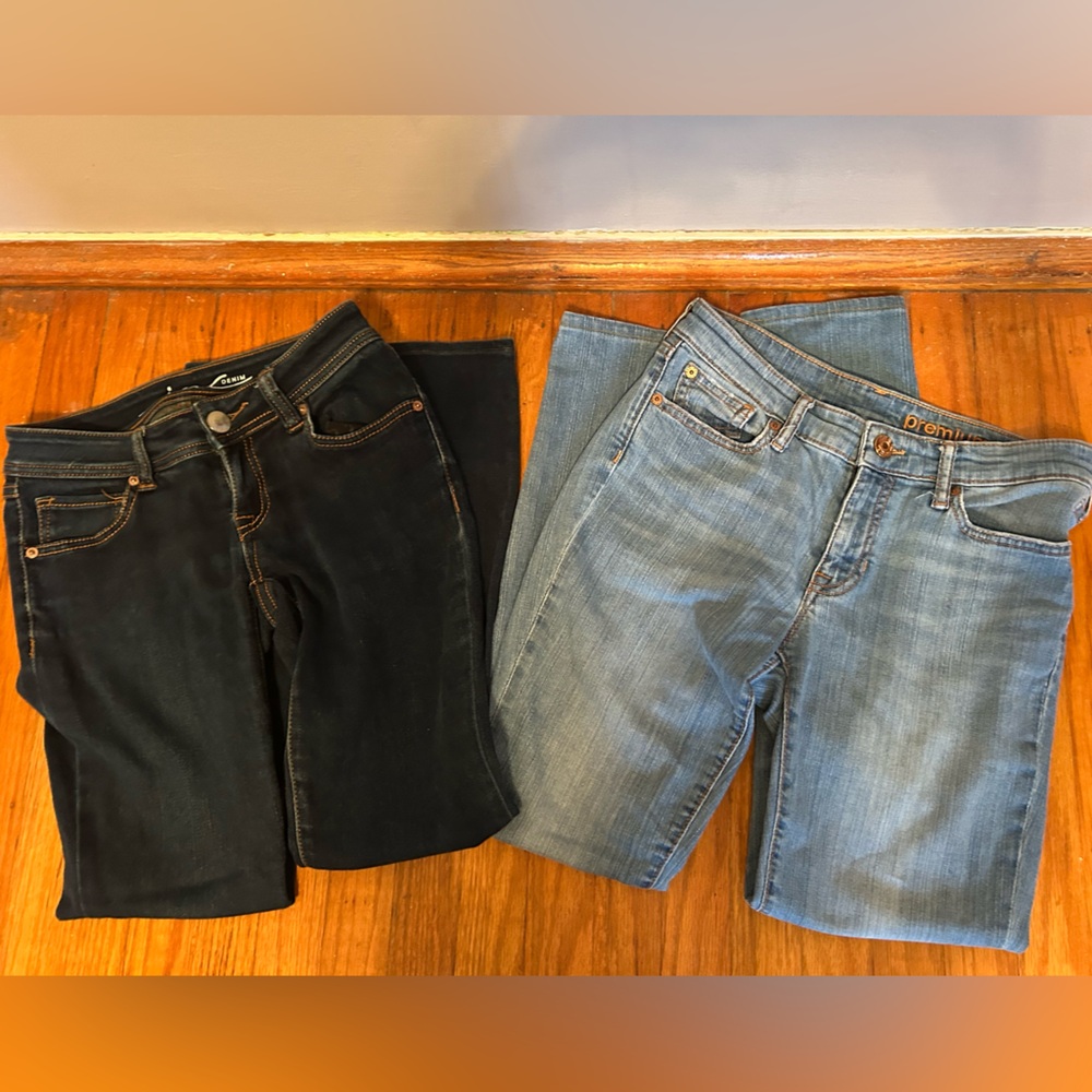 2 Pair Skinny Jeans: Inc Denim & Gap